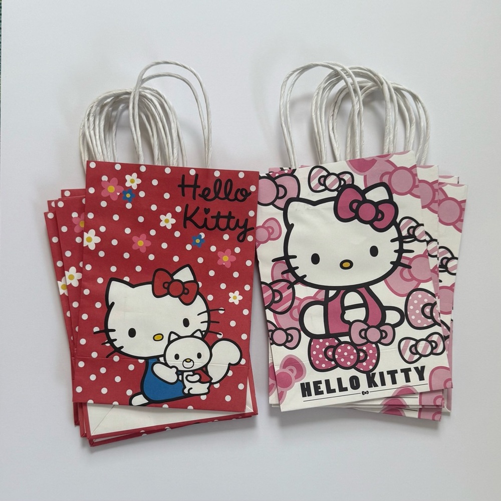 Hello Kitty Gift Bags Set